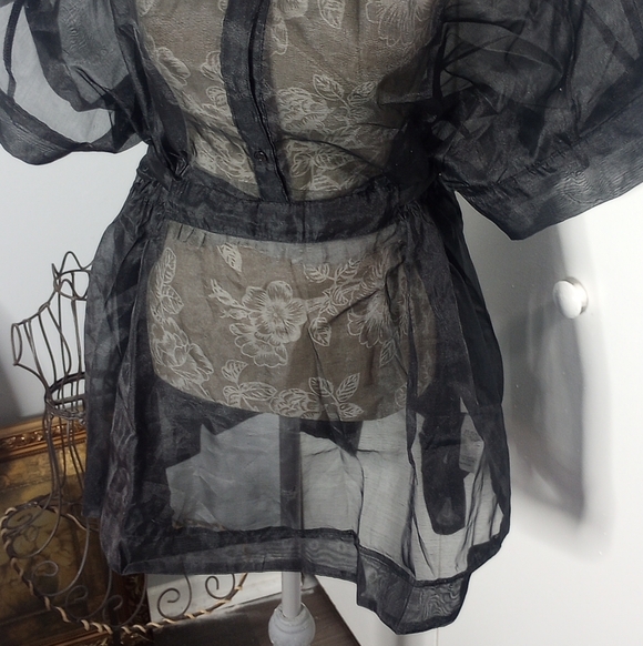 Misguided Black Sheer Women's Top - Picture 4 of 13